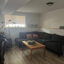 Michaud's Basement unit，位于纳卡斯普的酒店