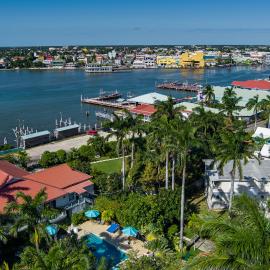 Harbour View Boutique Hotel & Wellness Retreat，位于伯利兹城的酒店