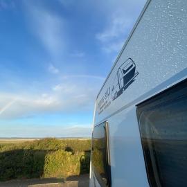 CAMPING-SYLT Wohnwagen mit Blick aufs Meer，位于兰图姆的酒店