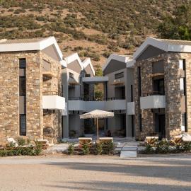 Evia Silence lighthouse，位于Boufalo的酒店