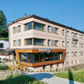 Hotel Fabrica，位于利贝雷茨的酒店