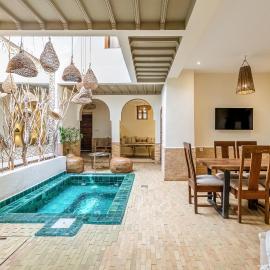 Riad Zatiah Exclusive and chic breakfast incl，位于马拉喀什的酒店