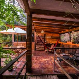Lofts in The Forest，位于阿万达罗的酒店