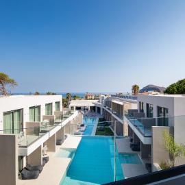 Phos Hotel Adults Only