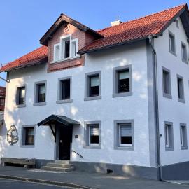 Ferienhaus Linde，位于瓦门施泰纳赫的酒店