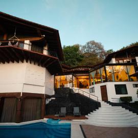 BOTANIQ HOTEL BOUTIQUE，位于巴耶德布拉沃的酒店