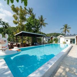 Tropical Oasis Aoyon Beach House，位于Ban Ao Makham的酒店