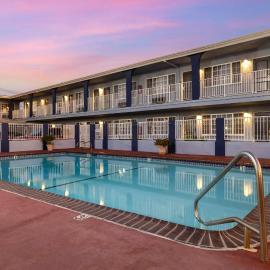 Best Western Orange Plaza，位于奥兰治的酒店