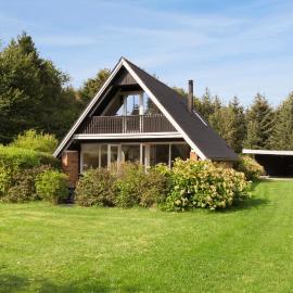3 Bedroom Stunning Home In Højslev，位于霍伊斯莱乌的酒店