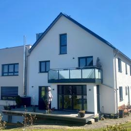 RHÖN GLÜCK - Die Ferienwohnung mit Weitblick，位于艾兴策尔的酒店