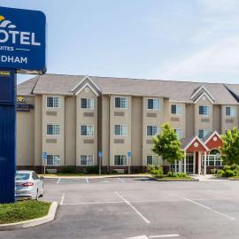 Microtel Inn & Suites，位于Dickson City的酒店