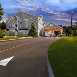 Comfort Inn & Suites North Conway，位于北康威的酒店
