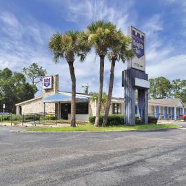 Knights Inn Jacksonville at Dix Ellis Trail，位于Sunbeam的酒店