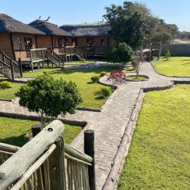MoOs River Lodge