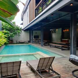 CASA TROPICA VILLAS - Lambana Villa Modern Hot Spring Pool Pet-Friendly Private Resort with Mountain View，位于卡兰巴的酒店