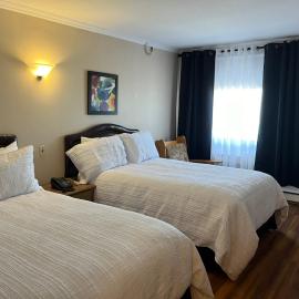 Hotel Motel Le Château，位于梅干提克湖的酒店