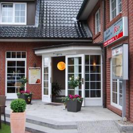 Hotel Altes Landhaus，位于阿伦斯堡的酒店