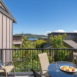 Sooke Harbour Resort & Marina，位于苏克的酒店