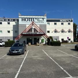 HOTEL PARIS VALENCE，位于布尔德佩阿日的酒店