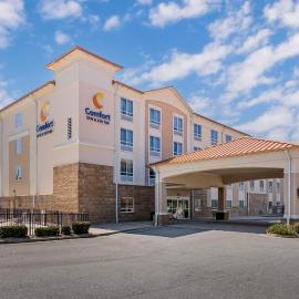 Comfort Inn & Suites Tifton，位于提夫顿的酒店