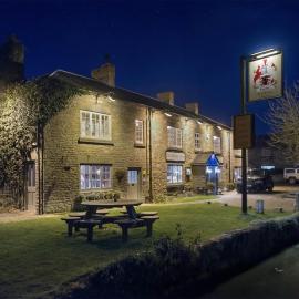 The Fairfax Arms，位于Gilling East的酒店