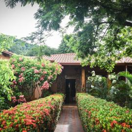 Casa Cora Bed and Breakfast，位于Carmona的酒店
