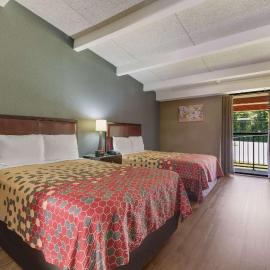 Econo Lodge High Point - Archdale，位于海波因特的酒店