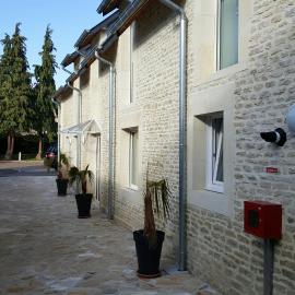 Hotel de la Gare,位于Mézidon-Canon的酒店