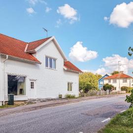 Nice Apartment In Landeryd With Wifi，位于Långaryd的酒店