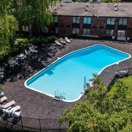 Fireside Inn & Suites Portland,位于波特兰的酒店