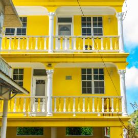 Rainbow Heights Apartment, Soufriere，位于Soufrière的酒店