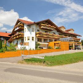 Biohotel BERGHÜS,位于上施陶芬的酒店