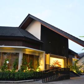 Azana Garden Hill Resort Blora，位于Blora的酒店
