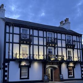 Kings Arms Hotel，位于洛克比的酒店