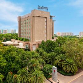 Radisson Noida，位于诺伊达的酒店