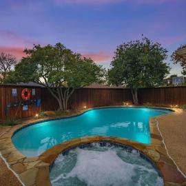 Best of Richardson - 5BD-3BA with Pool, Patio, BBQ