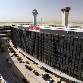 Hilton Chicago O'Hare Airport，位于罗斯芒特的酒店
