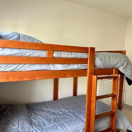 Private Room Bunk Bed Queretaro Entrance，位于Miranda的酒店