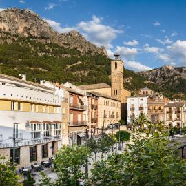 Hotel Ciudad de Cazorla，位于卡索拉的酒店