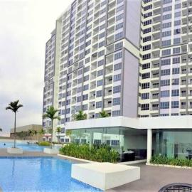 Near Ferry Terminal - Lovely 2 Bedroom Condo - Harbourbay Residences - 0608，位于名古屋的酒店