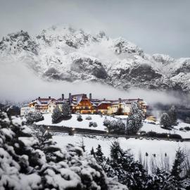 Llao Llao Resort, Golf-Spa，位于圣卡洛斯-德巴里洛切的酒店