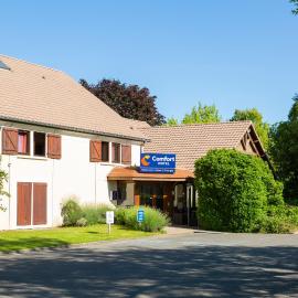 Comfort Hotel Pithiviers，位于皮蒂维耶的酒店