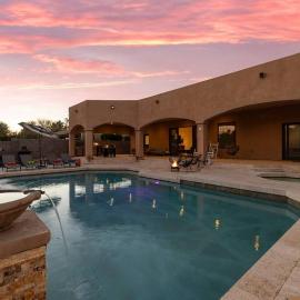 Naranja Grove Ranch-Villa in North Chandler，位于钱德勒的酒店