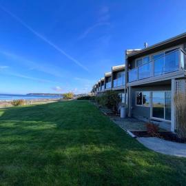 Shorewater Resort, Qualicum Beach，位于夸利库姆海滩的酒店