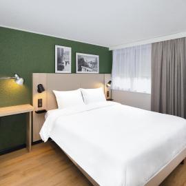 Campanile NATURE - Cergy Saint Christophe，位于塞尔吉的酒店