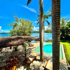 Villa Patos -Lagoon Front，位于Xul-Ha的酒店
