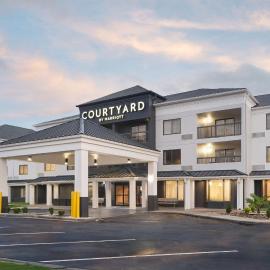 Courtyard Florence South Carolina