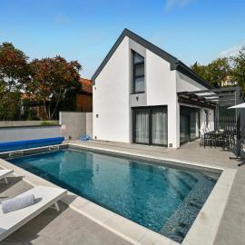 Beautiful Home In Margecan，位于Margečani的酒店