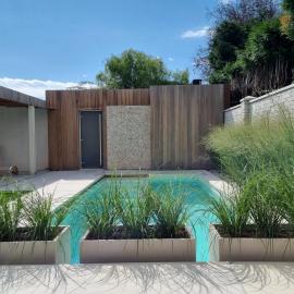 Nova Nocte Urban Private Pool & Spa Retreat，位于通厄伦的酒店