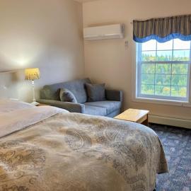 Castle Rock Country Inn，位于英戈尼什海滩的酒店